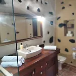 Villa Lanzarote Casa Volcánica-anclada Sobre La Lava Del Volcán *