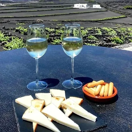 Lanzarote Casa Volcanica-anclada Sobre La Lava Del Volcan ヴィラ Montana Blanca