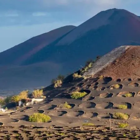Lanzarote Casa Volcanica-anclada Sobre La Lava Del Volcan ヴィラ *